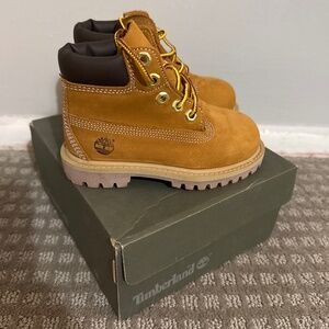New Timberland Toddler 6” Premium Wheat Boots Size 7
